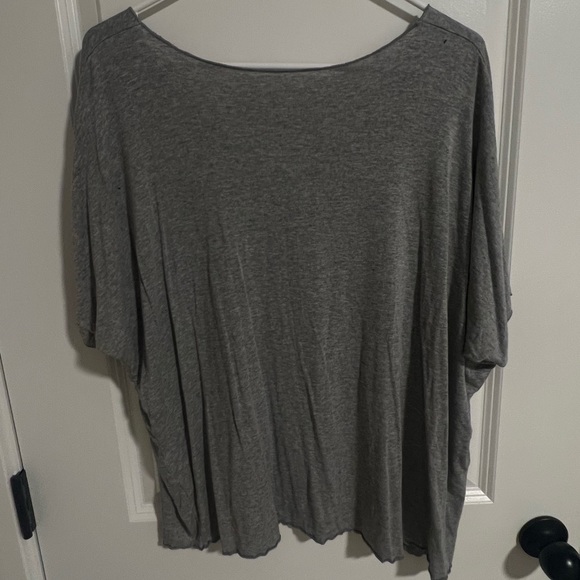 Oversized Tee - Picture 3 of 5